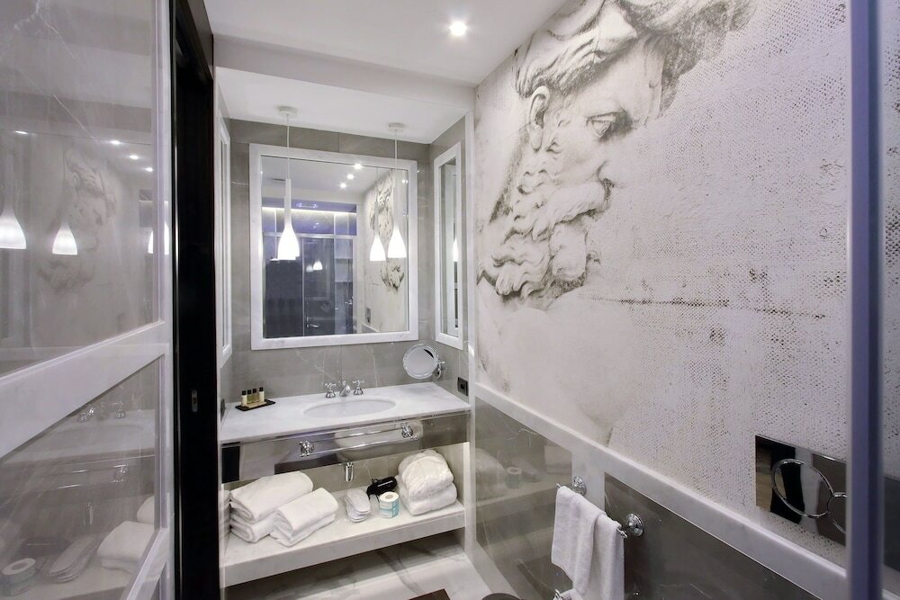 Фото Helmirage Piazza Di Spagna Suite