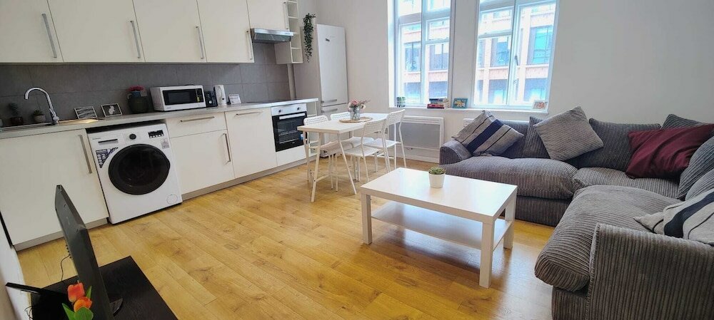 Фото 3 Bed Flat Liverpool st Spitalfields