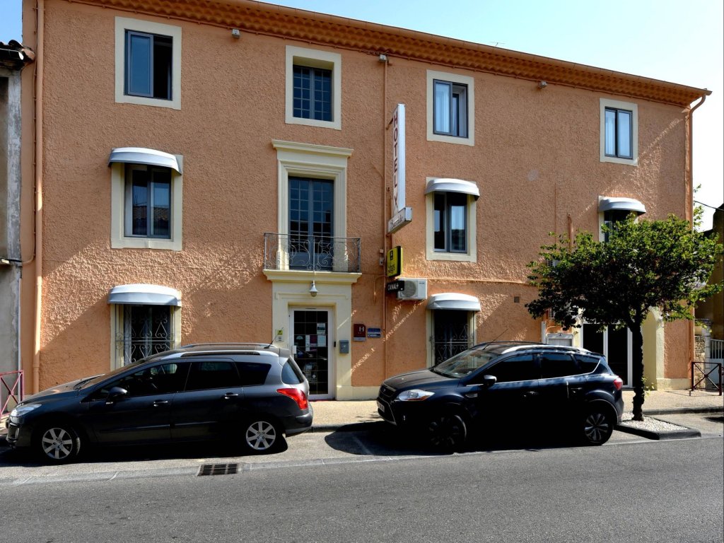 Фото отеля 3