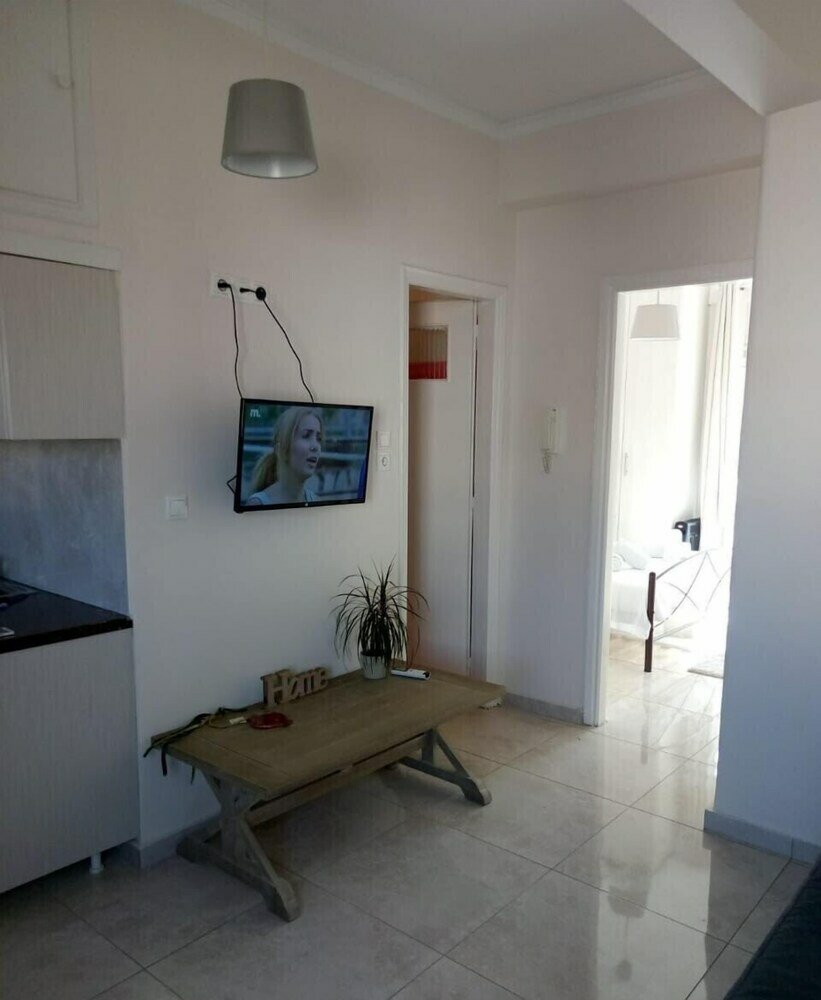 Фото Cozy Apartment Side View of Acropolis