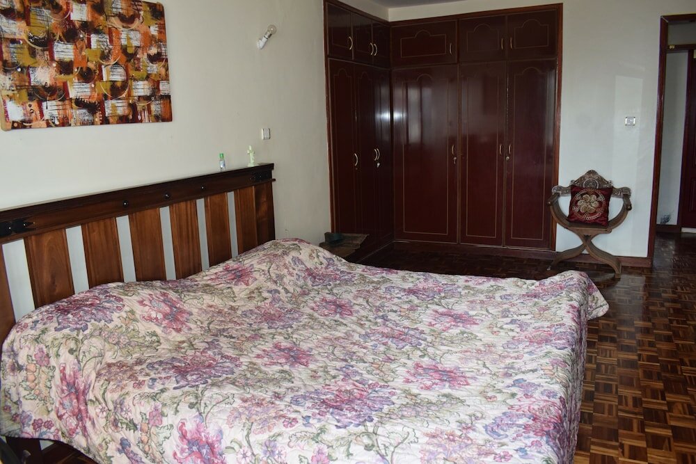 Фото Bustani Apartment