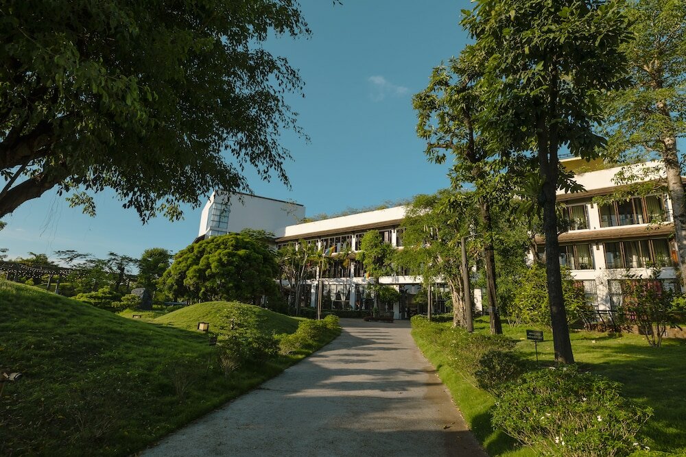 Фото ANhill Boutique