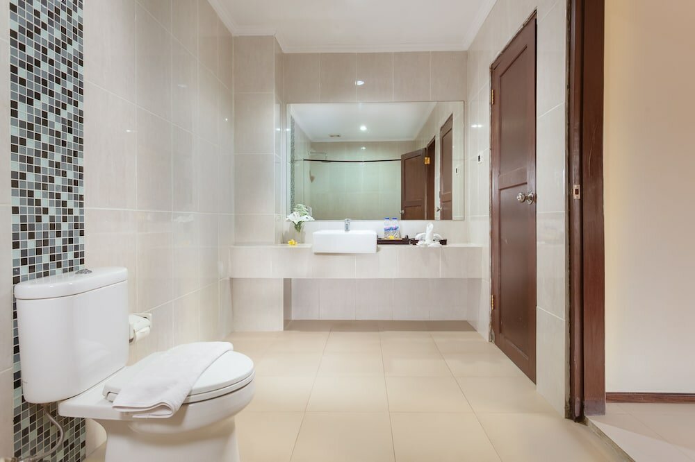 Фото Hotel Montana Dua Malang