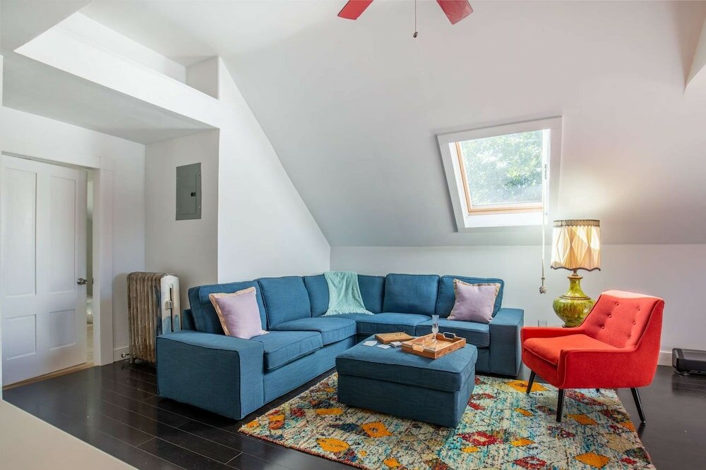 Фото Broom & Board