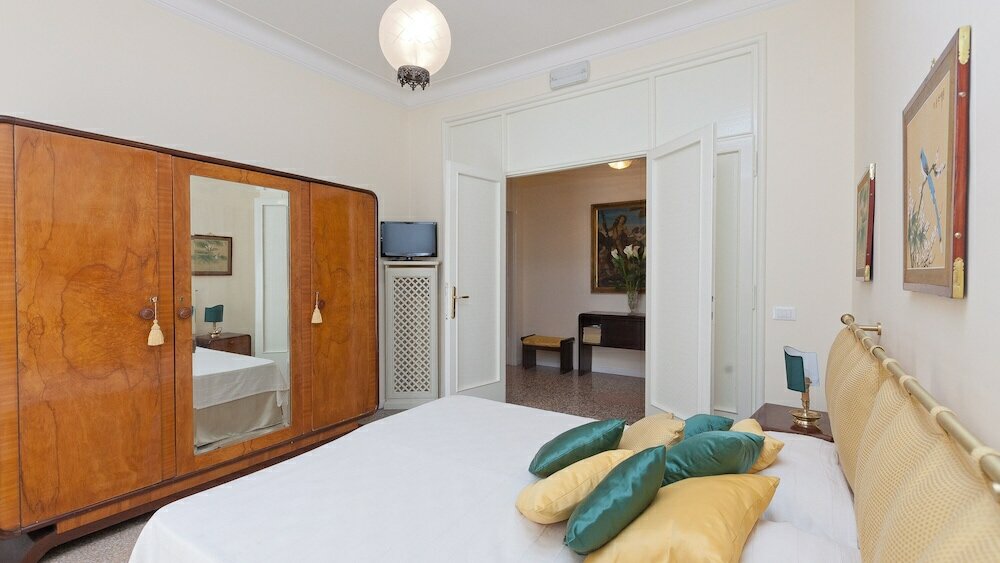 Фото Rental In Rome Vatican Vintage Apartment