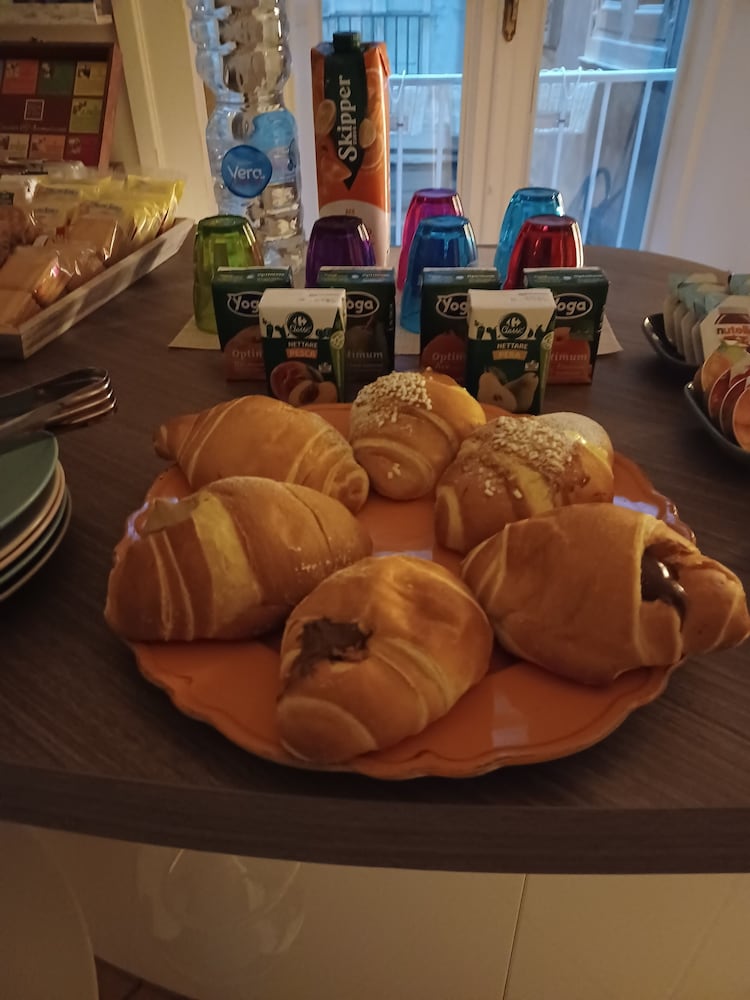 Фото Domus Duomo Bb Napoli