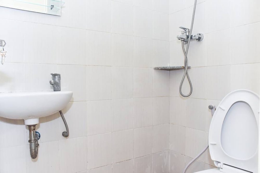 Фото RedDoorz Syariah near Exit Tol Waru