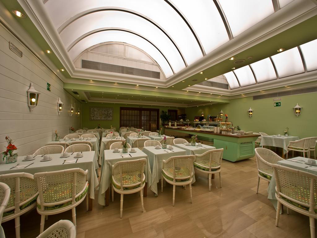 Фото Hotel Lleo