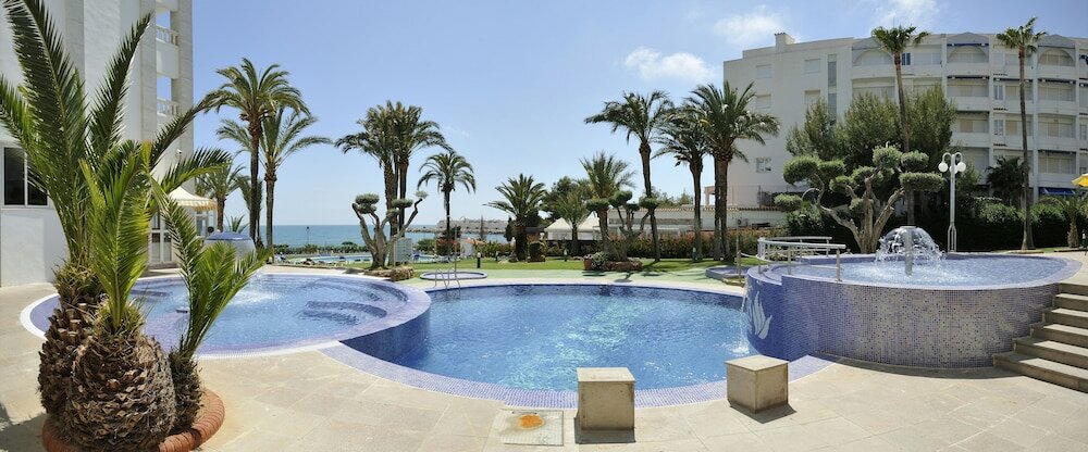 Фото Gran Hotel Las Fuentes de Fantasía Hoteles