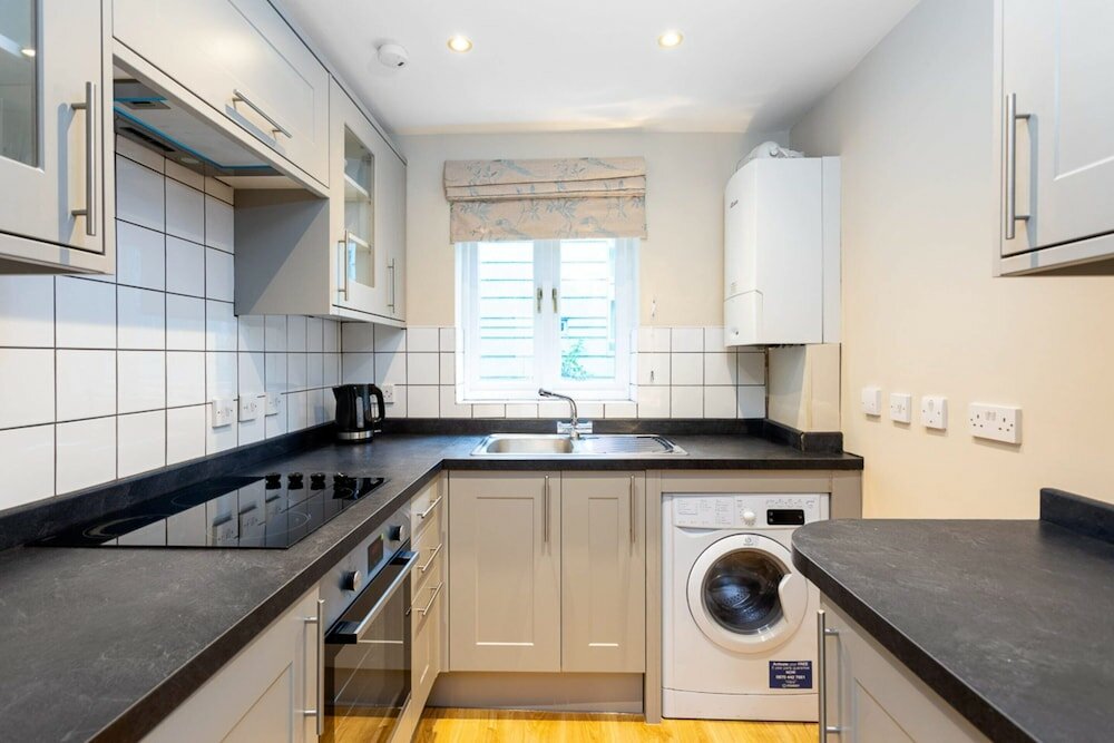 Фото Bright Tower Bridge Nest