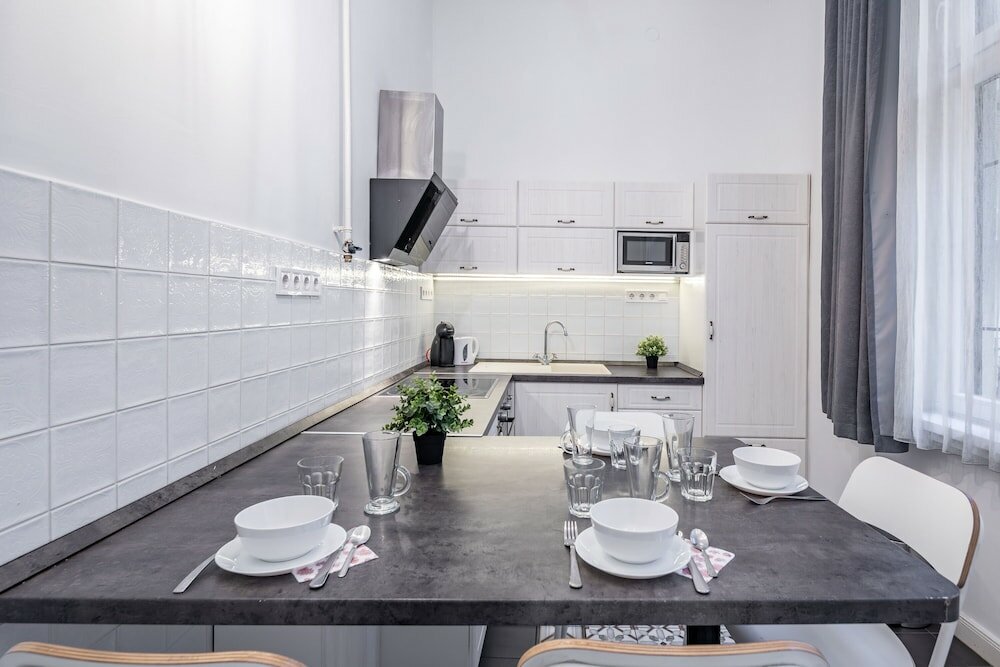 Фото Central Luxury Apartment