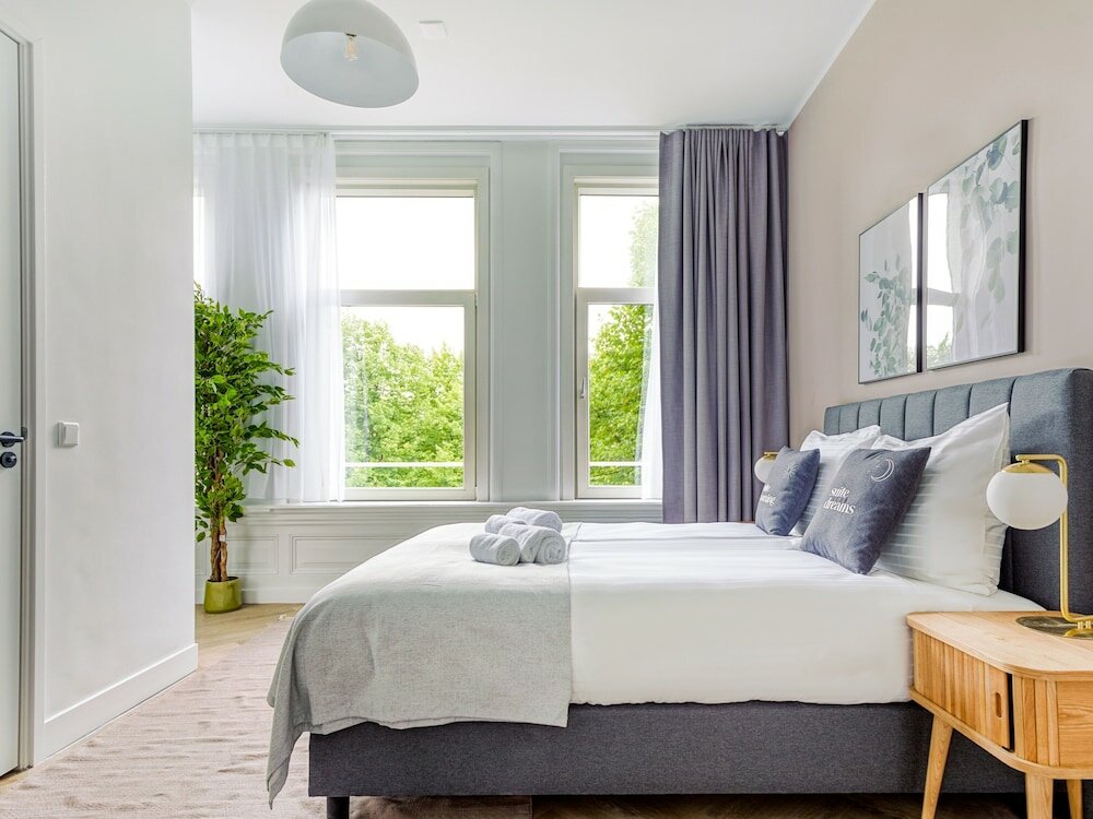 Фото Limehome Amsterdam Hemonystraat