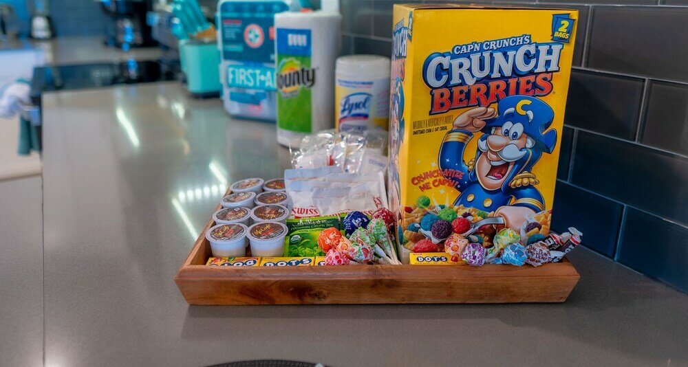 Фото Lakeview Luxury 9 Bedroom & 5 Bathroom w Private Pool