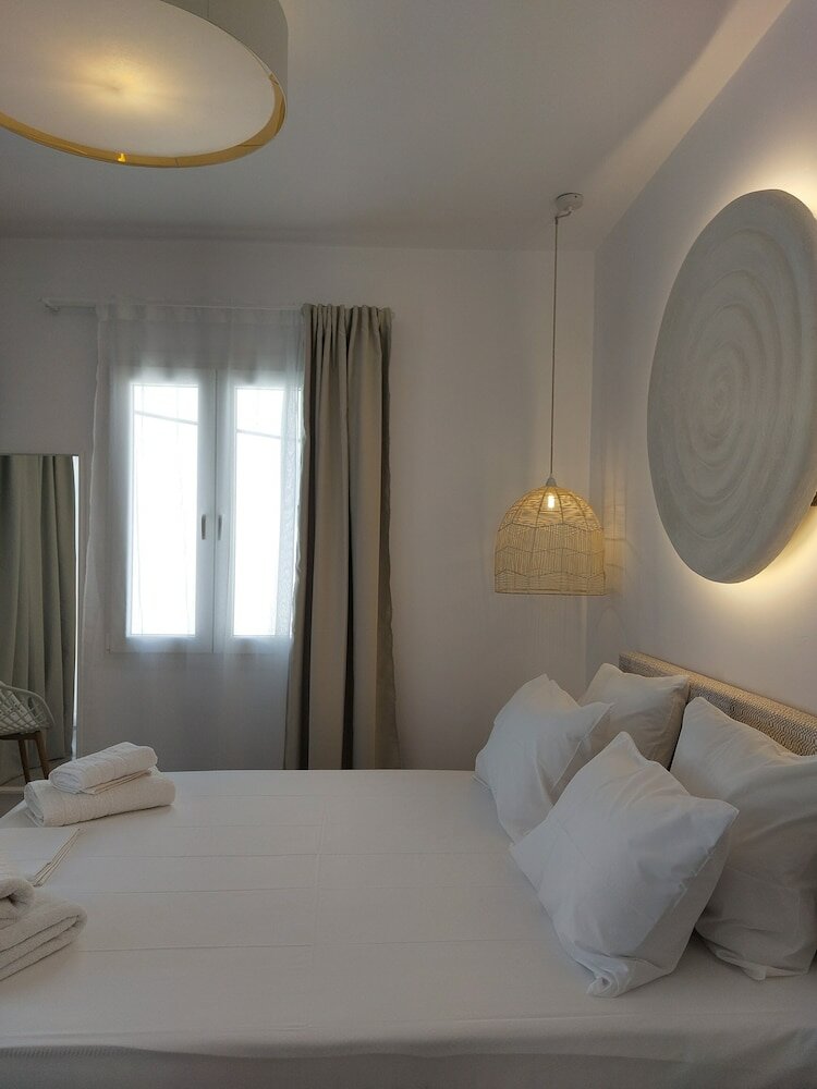 Фото Golden Bird's