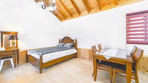 Гостиница Gangneung Jayeon Pension