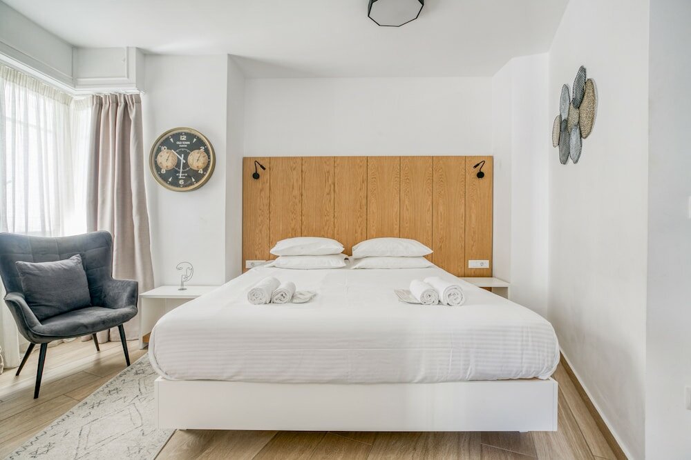 Фото Elia Kolonaki Luxury Apartments