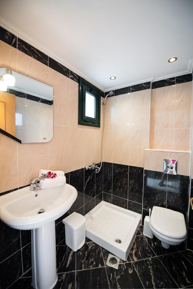 Фото Calypso Luxury Studios