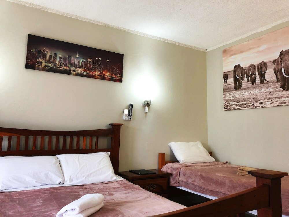 Фото Central Jetty Motel