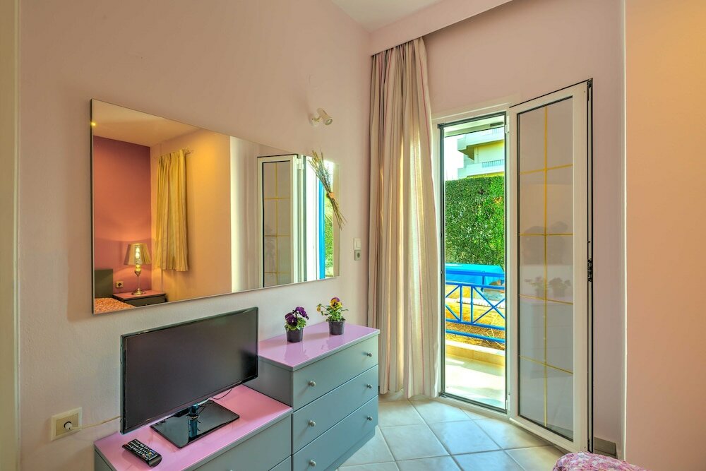 Фото Vitorakis Apartments