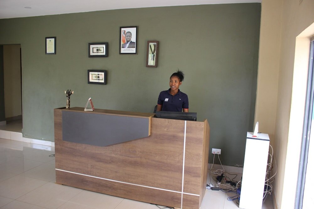 Фото Four Pillars Lodge Chilanga