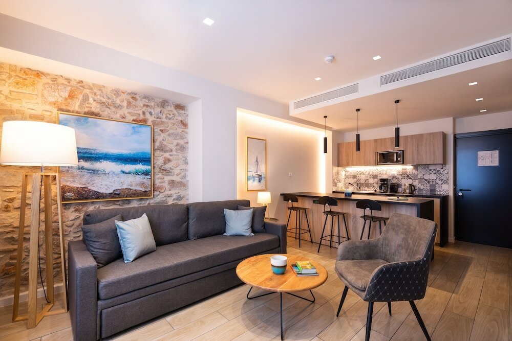 Фото Hestia - Romvis 9