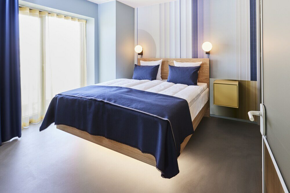 Фото Kirk Suites