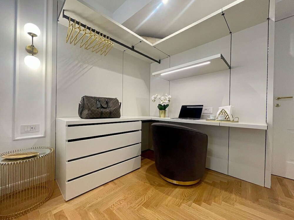 Фото Bellagio Luxury Suites Apartments