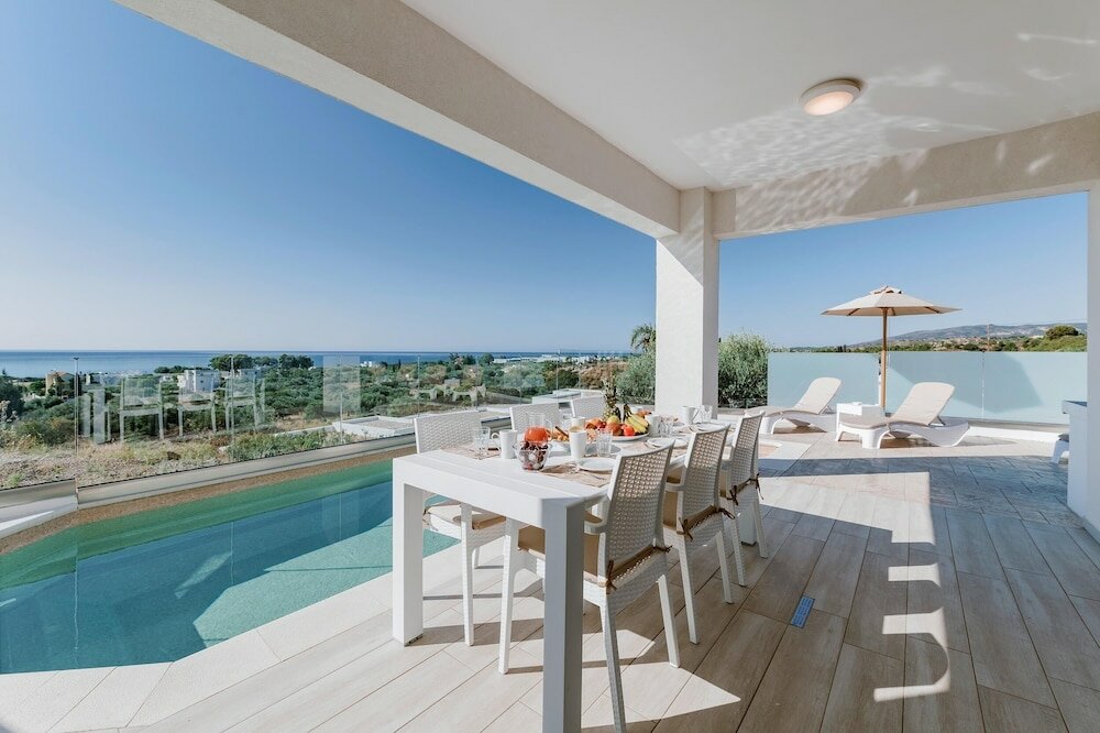 Фото Villa Oriens