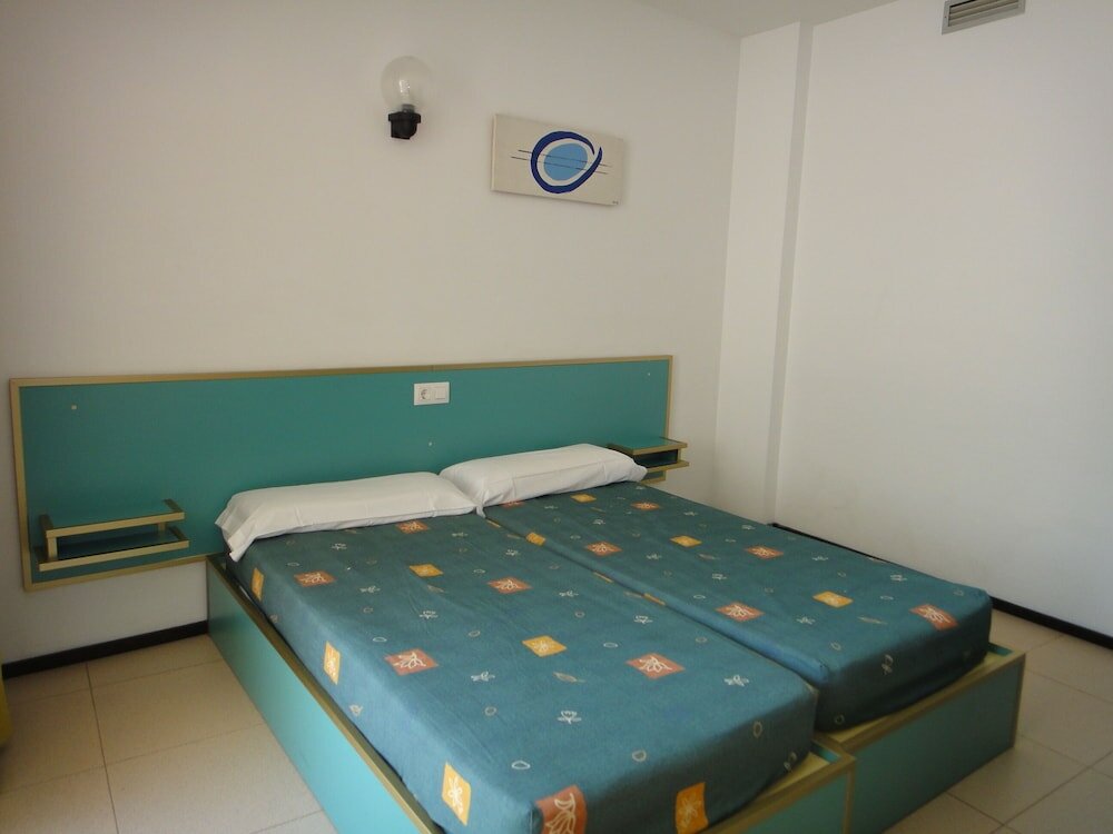 Фото Apartamentos Lloret Sun