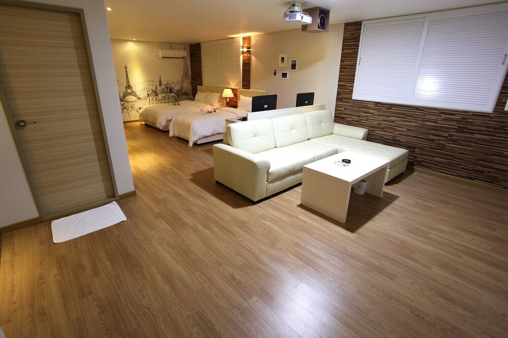 Фото Nonsan Mountain Hotel