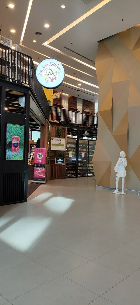 Фото Summer Suites Klcc by Luna