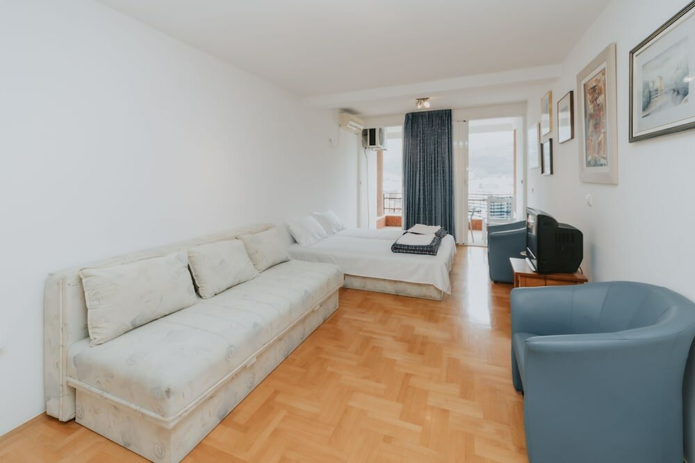 Фото Sea view studio Tibor