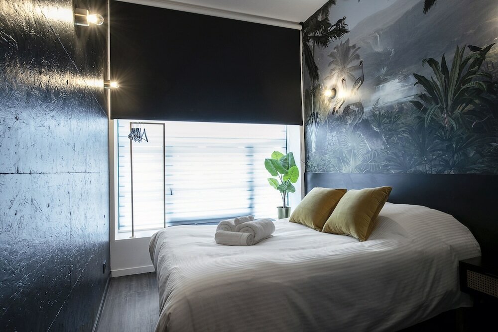 Фото Secret Walls