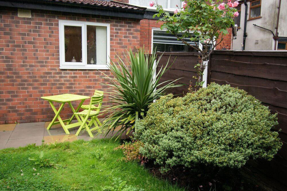 Фото Ideal Lodgings in Bury - Redvales