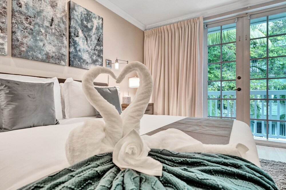 Фото Fabulous 4br home close to beach