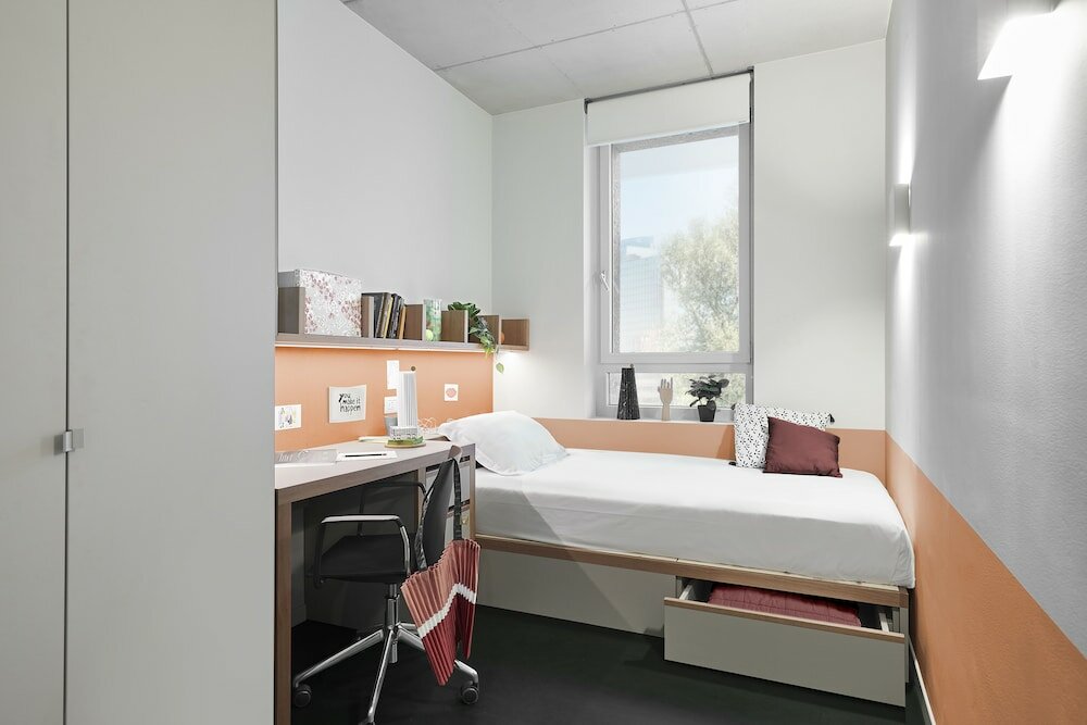 Фото Giovenale Milan Navigli