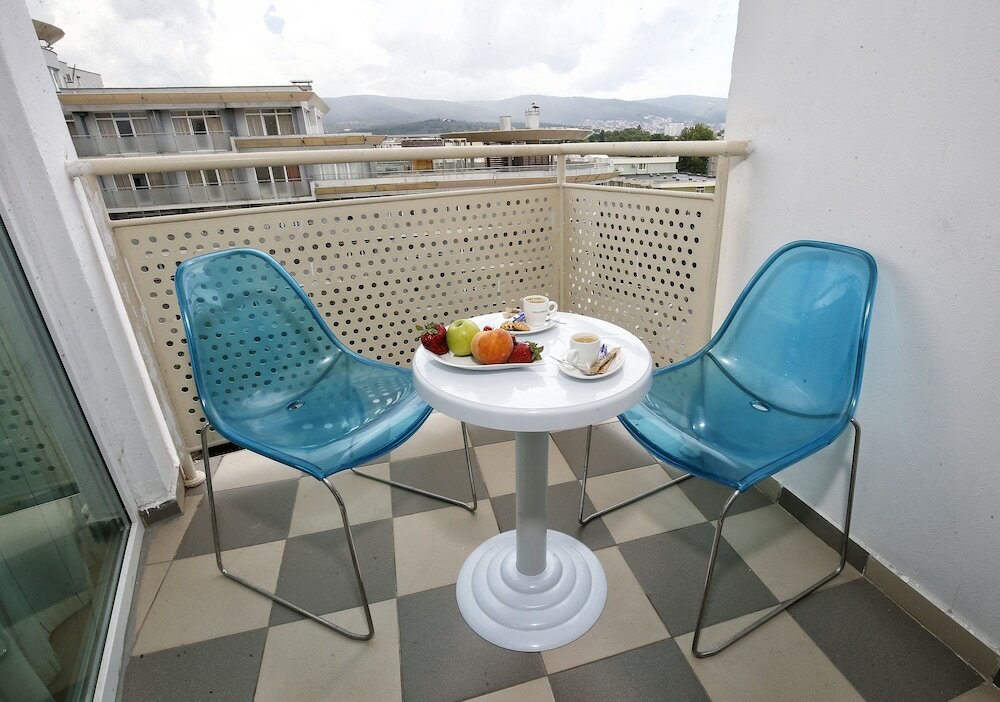 Фото Grand Hotel Oasis