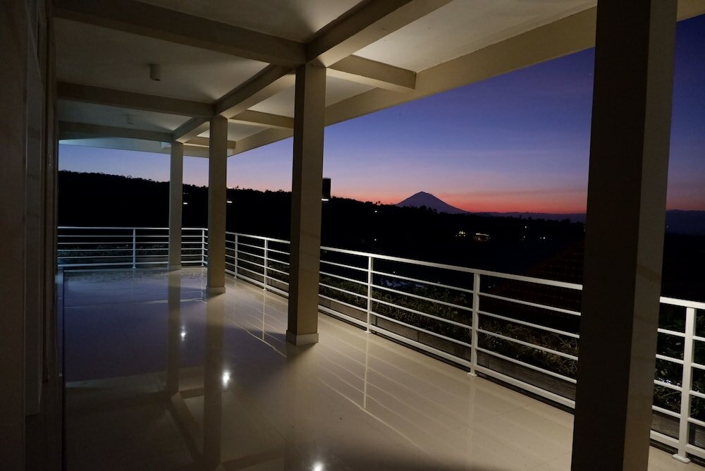 Фото Gunza Bed and Breakfast