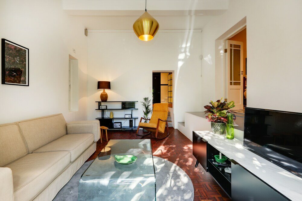 Фото Victorian Manor Apartment