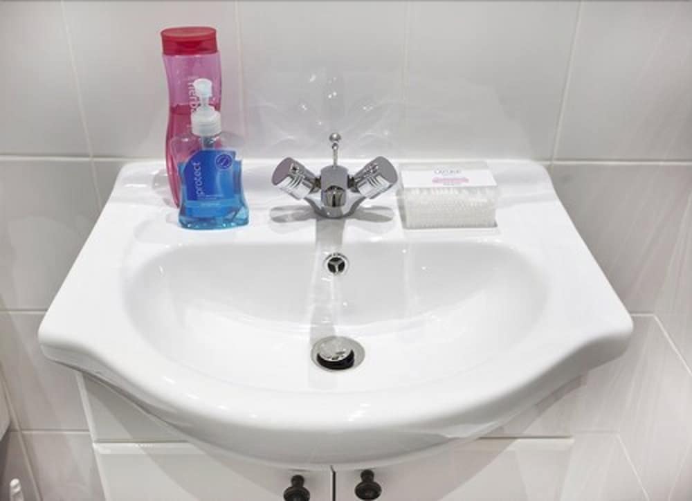 Фото Victoria Centre Apartments & Annexe