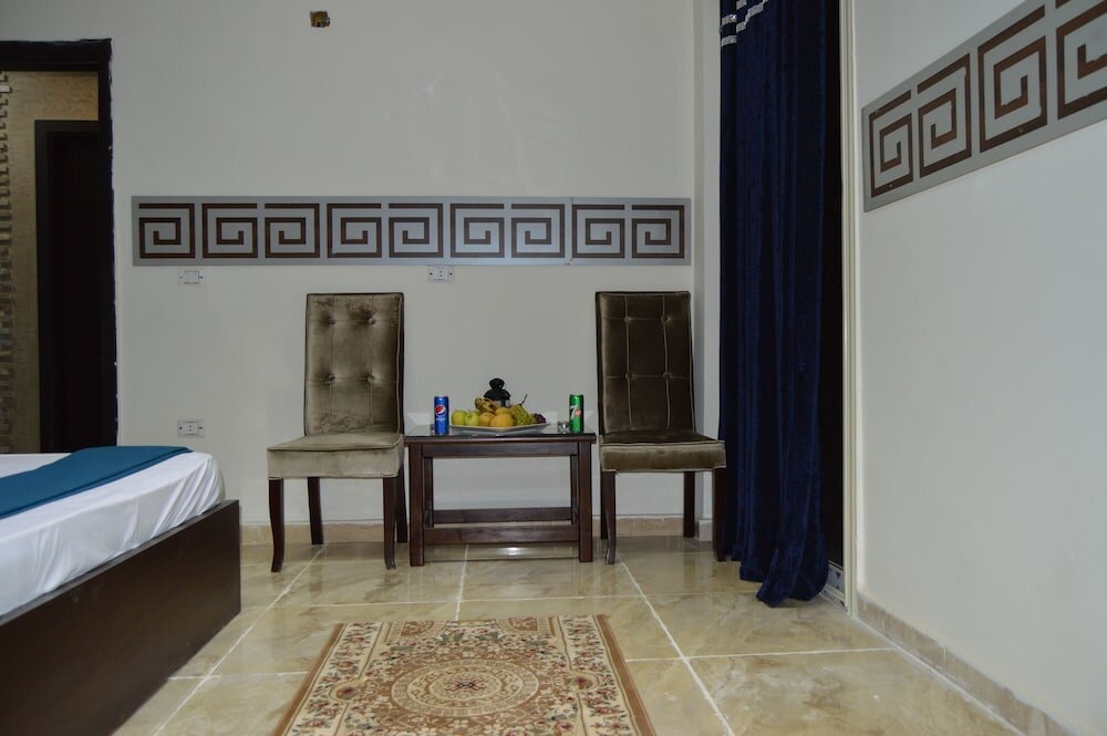 Фото Comfort Pyramids inn