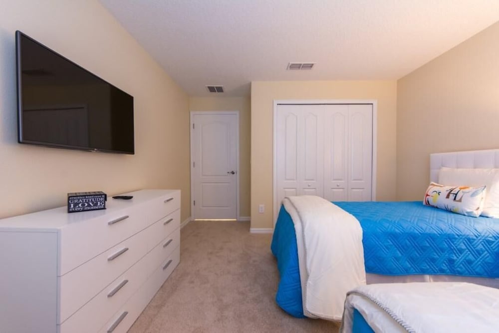 Фото Storey Lake Resort Vacation Home