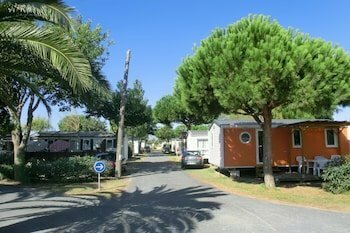 Гостиница Camping Le Soleil de la Méditerranée