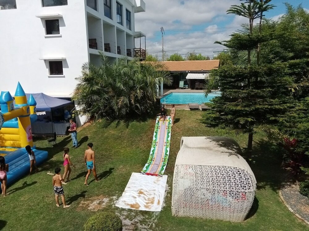 Фото Ikopa Hôtel