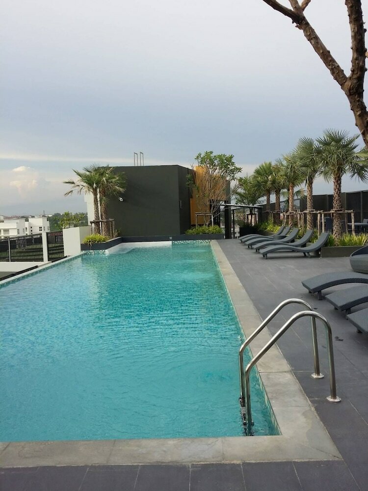 Фото The Chezz Condominium by Patsamon