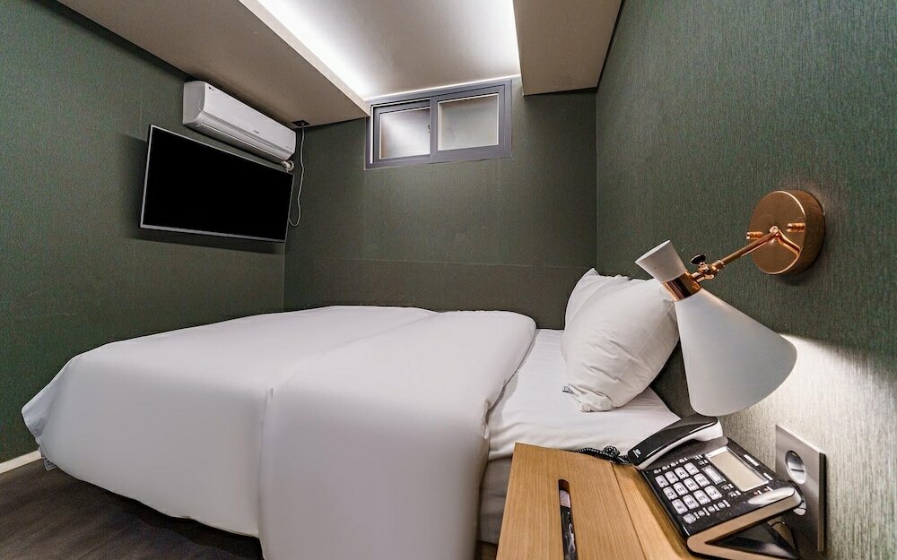 Фото Sinchon Number 25 Sinchon Branch