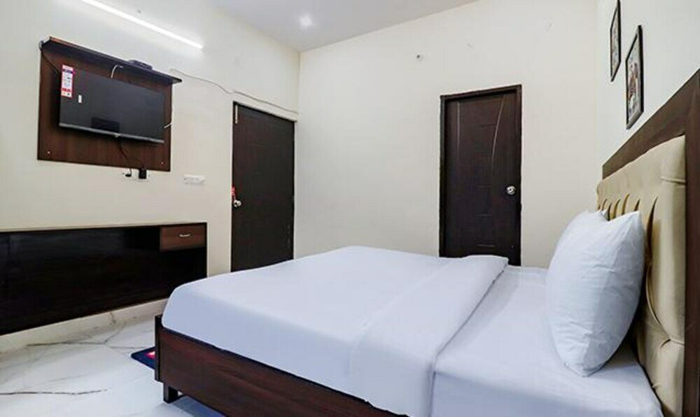 Фото Fabhotel Maira Heights