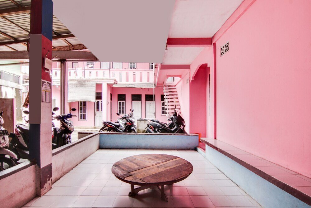 Фото Spot On 91858 Raja Homestay Syariah