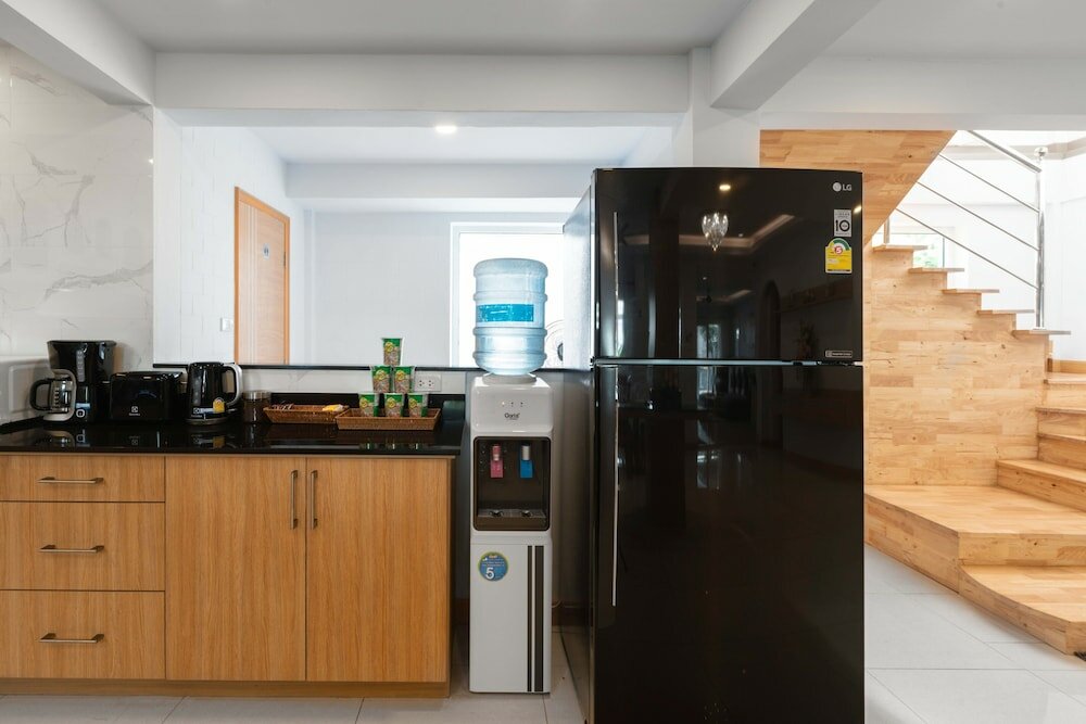 Фото Luxury Pool Villa 6br