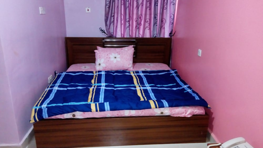 Фото Denposon Royal Hotel